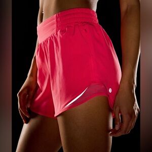 NWT Lululemon Hotty Hot High-Rise Lined Short 4" Glaze Pink